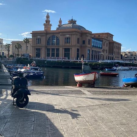 Arco Vanese Bari Bagian luar foto