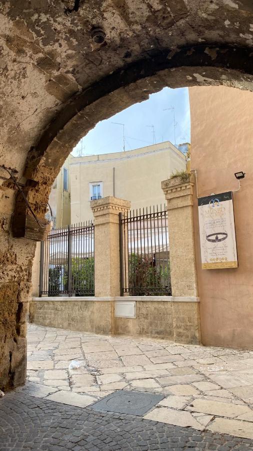 Arco Vanese Bari Bagian luar foto