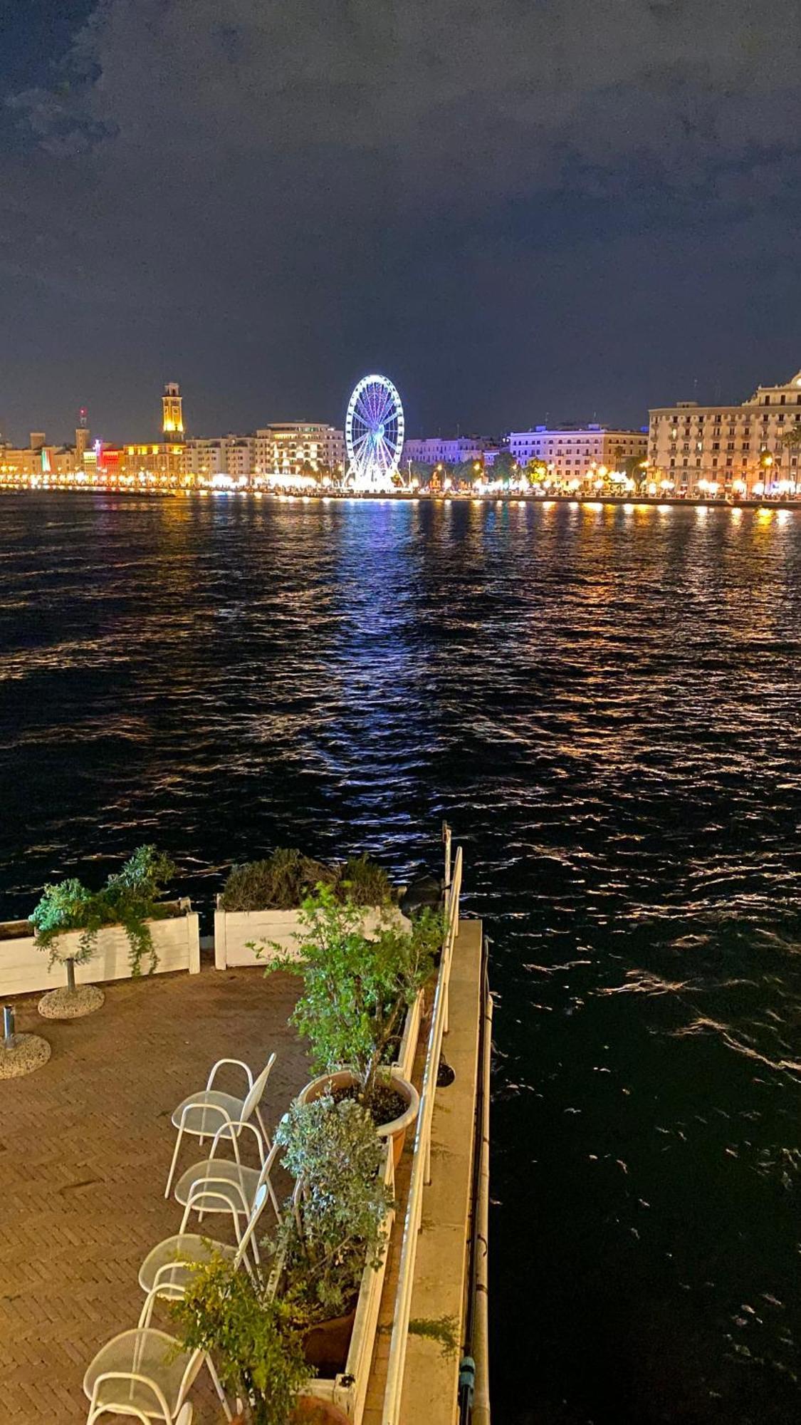 Arco Vanese Bari Bagian luar foto