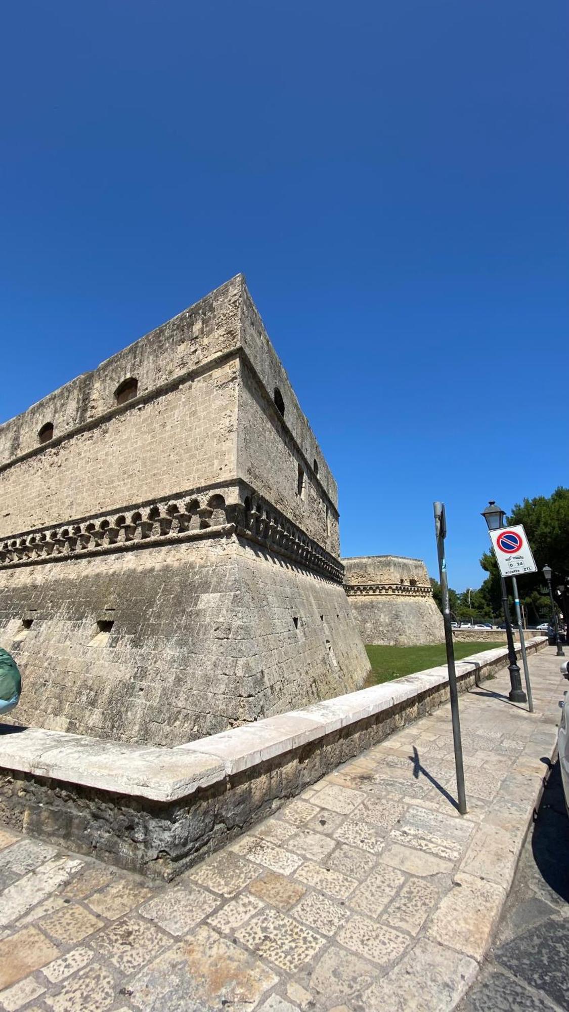 Arco Vanese Bari Bagian luar foto