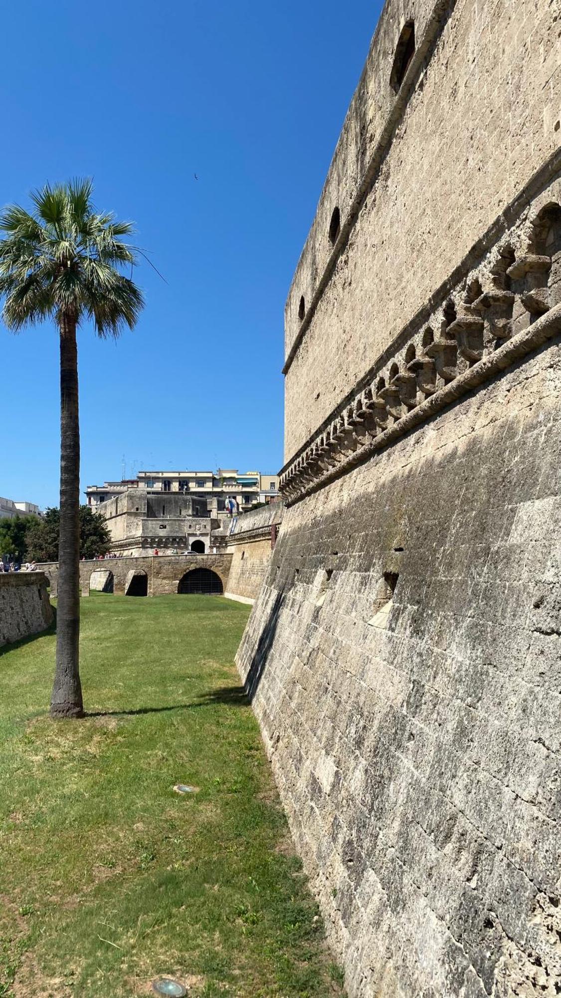 Arco Vanese Bari Bagian luar foto